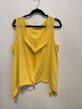 New York & Company Yellow Sleeveless Draped Front Tank